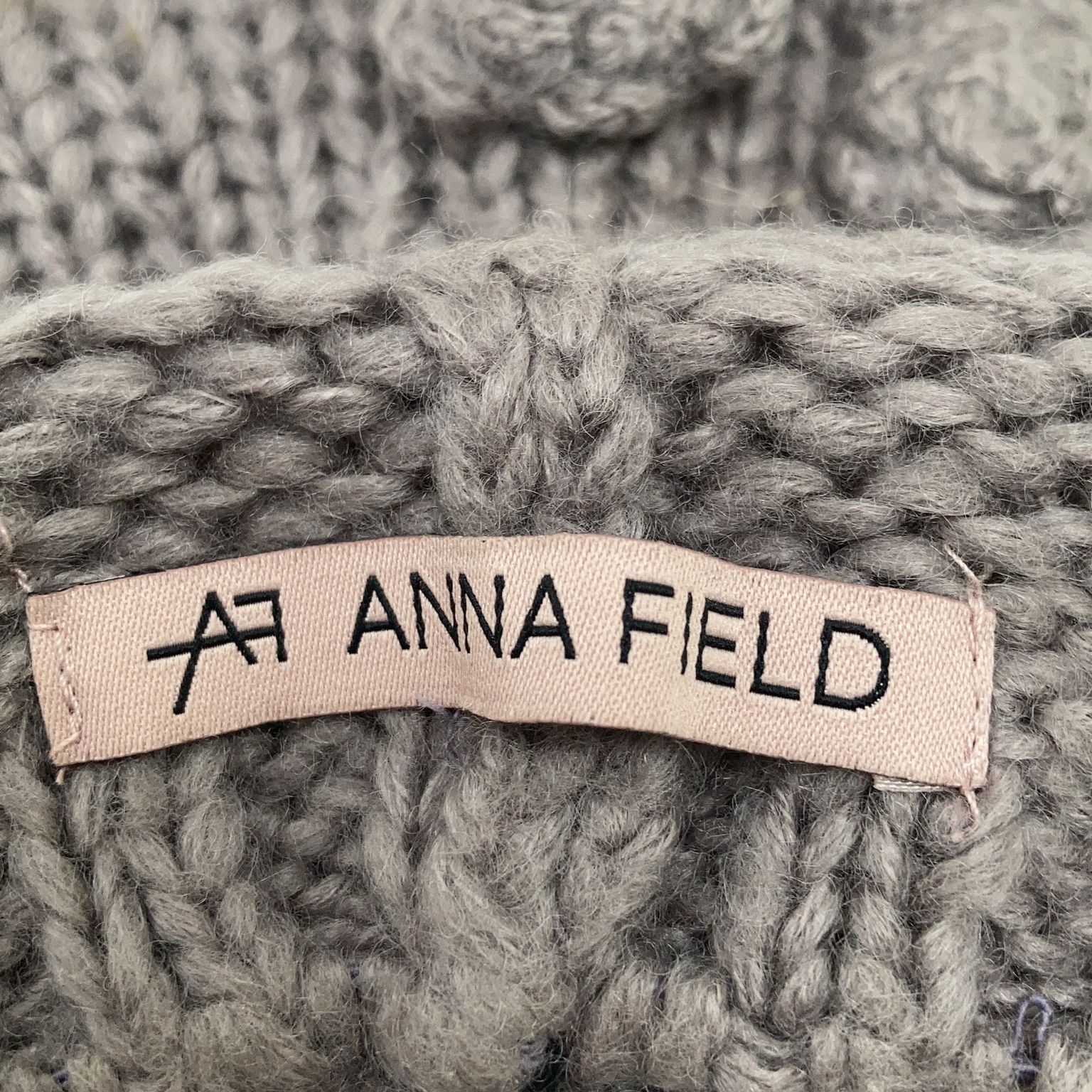 Anna Field