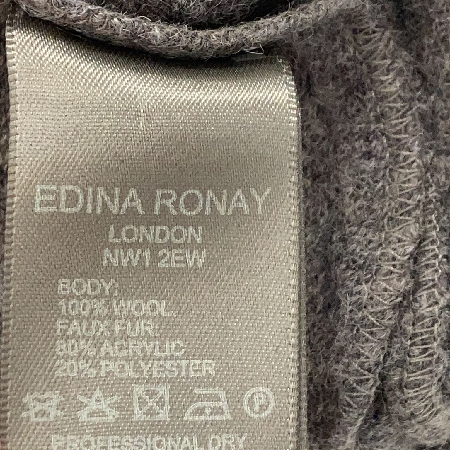 Edina Ronay