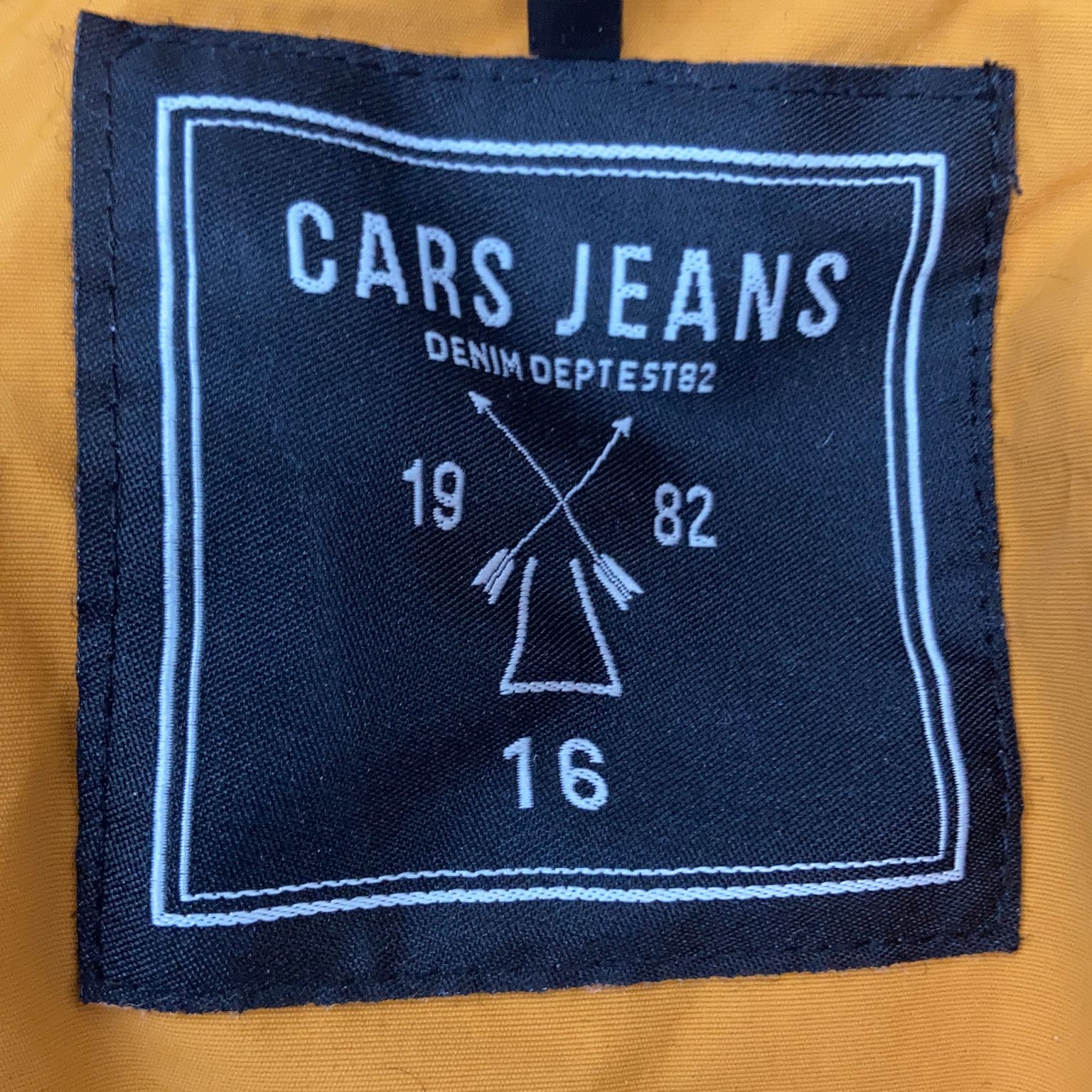 Cars Jeans