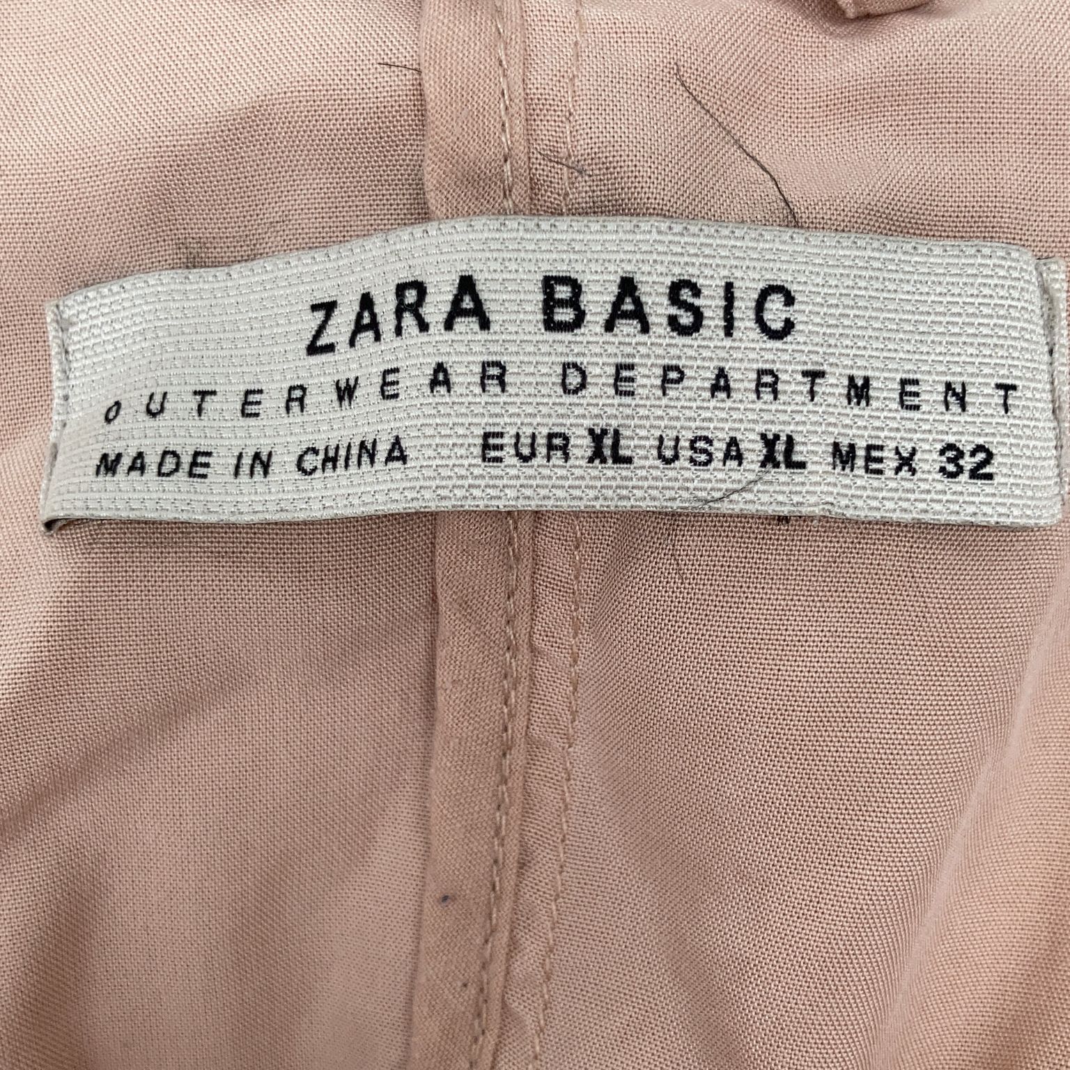 Zara Basic