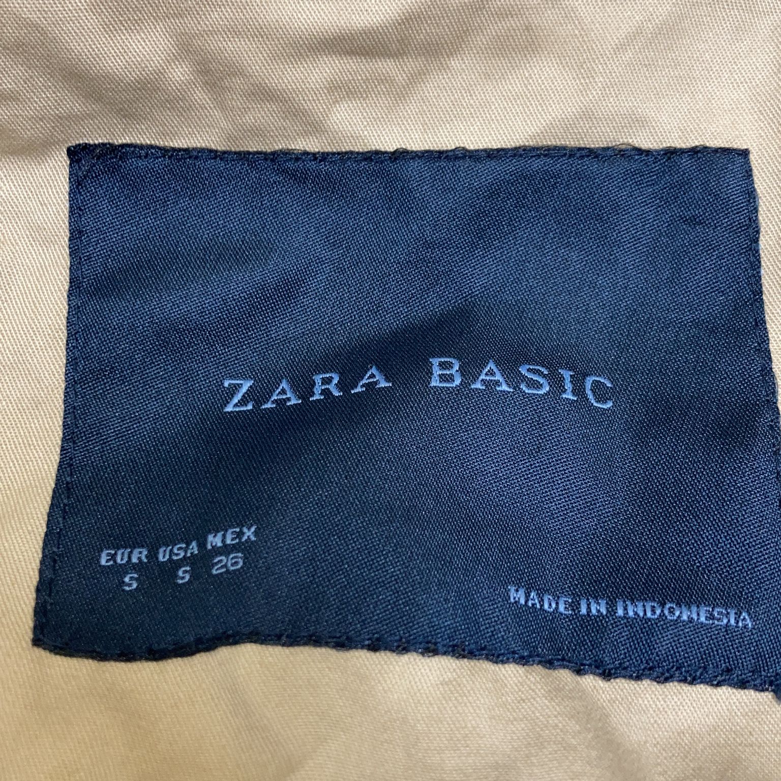 Zara Basic