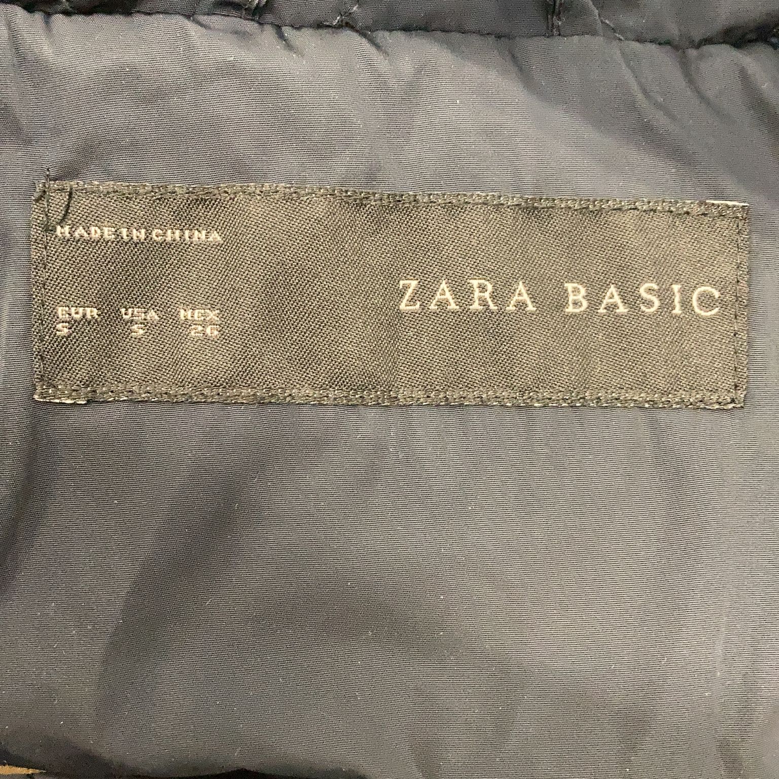 Zara Basic