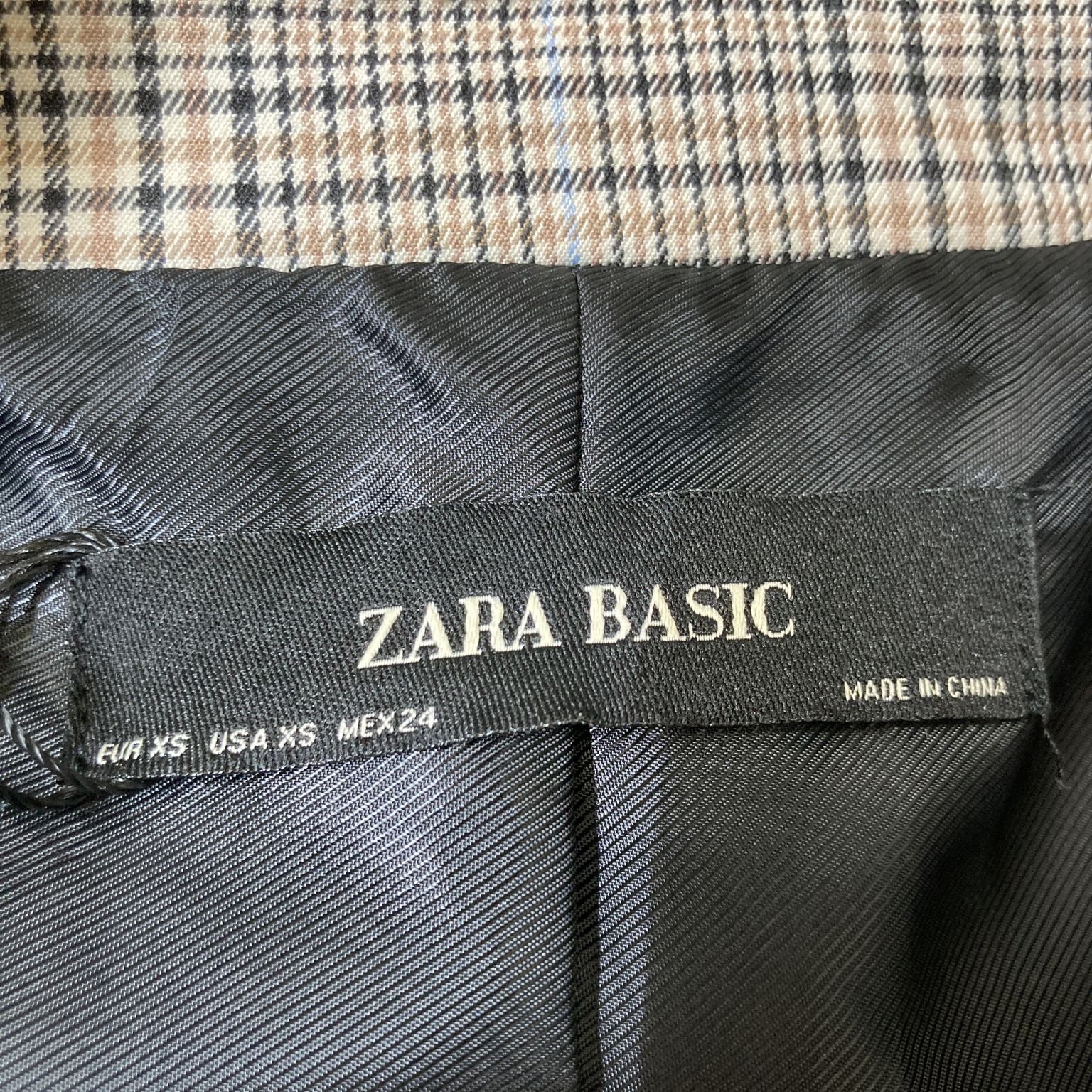 Zara Basic