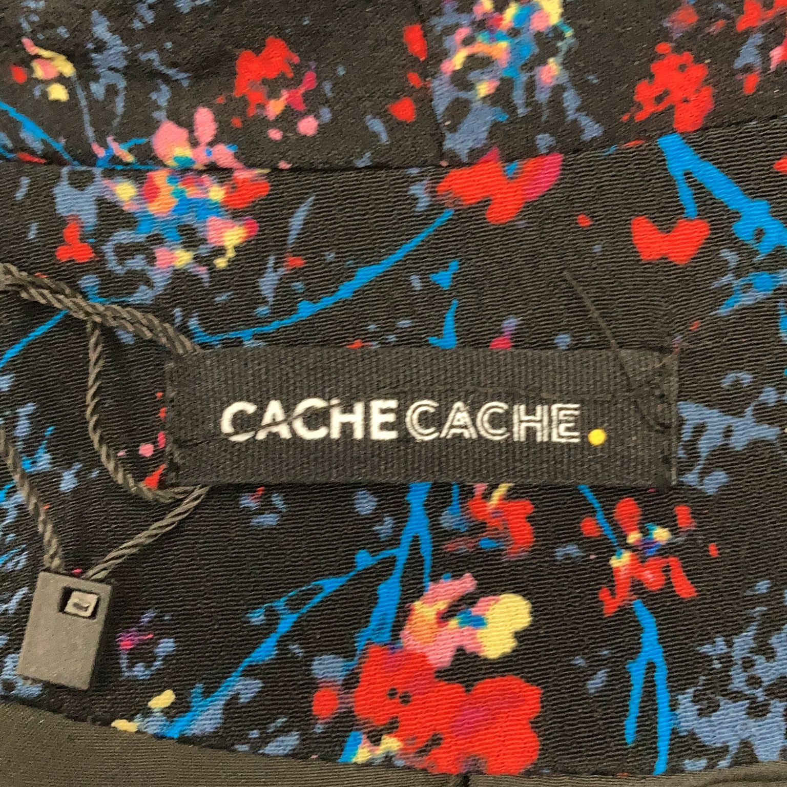 Cache Cache