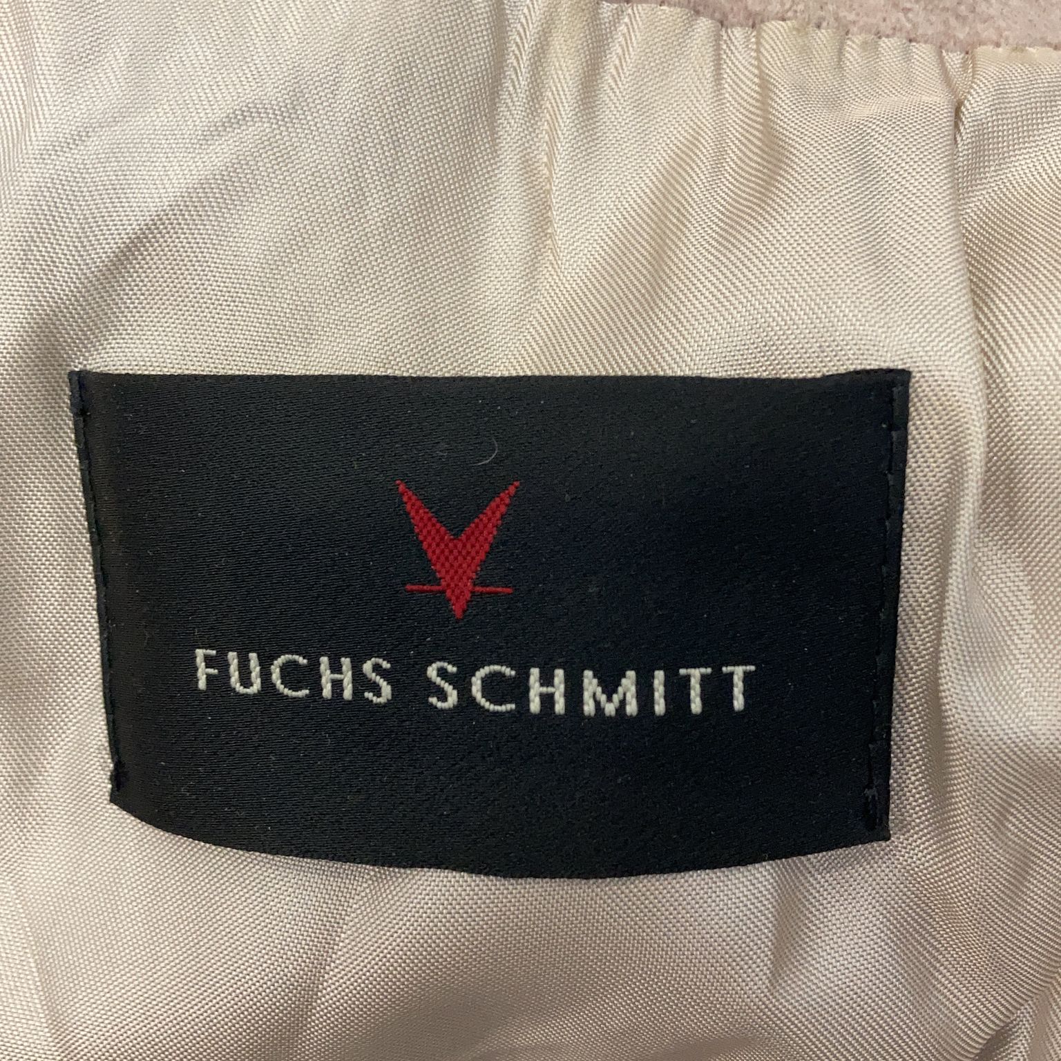 Fuchs Schmitt