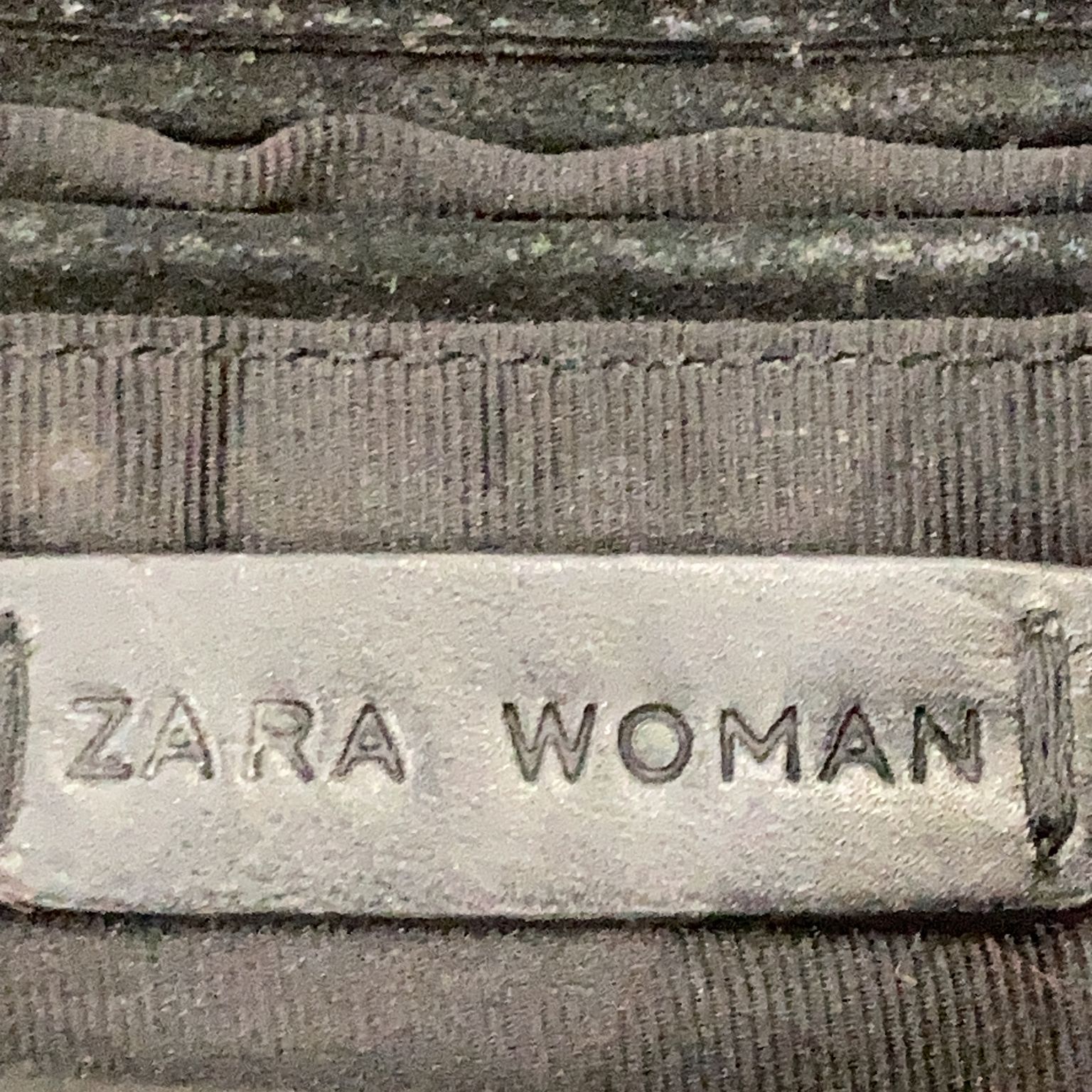 Zara Woman