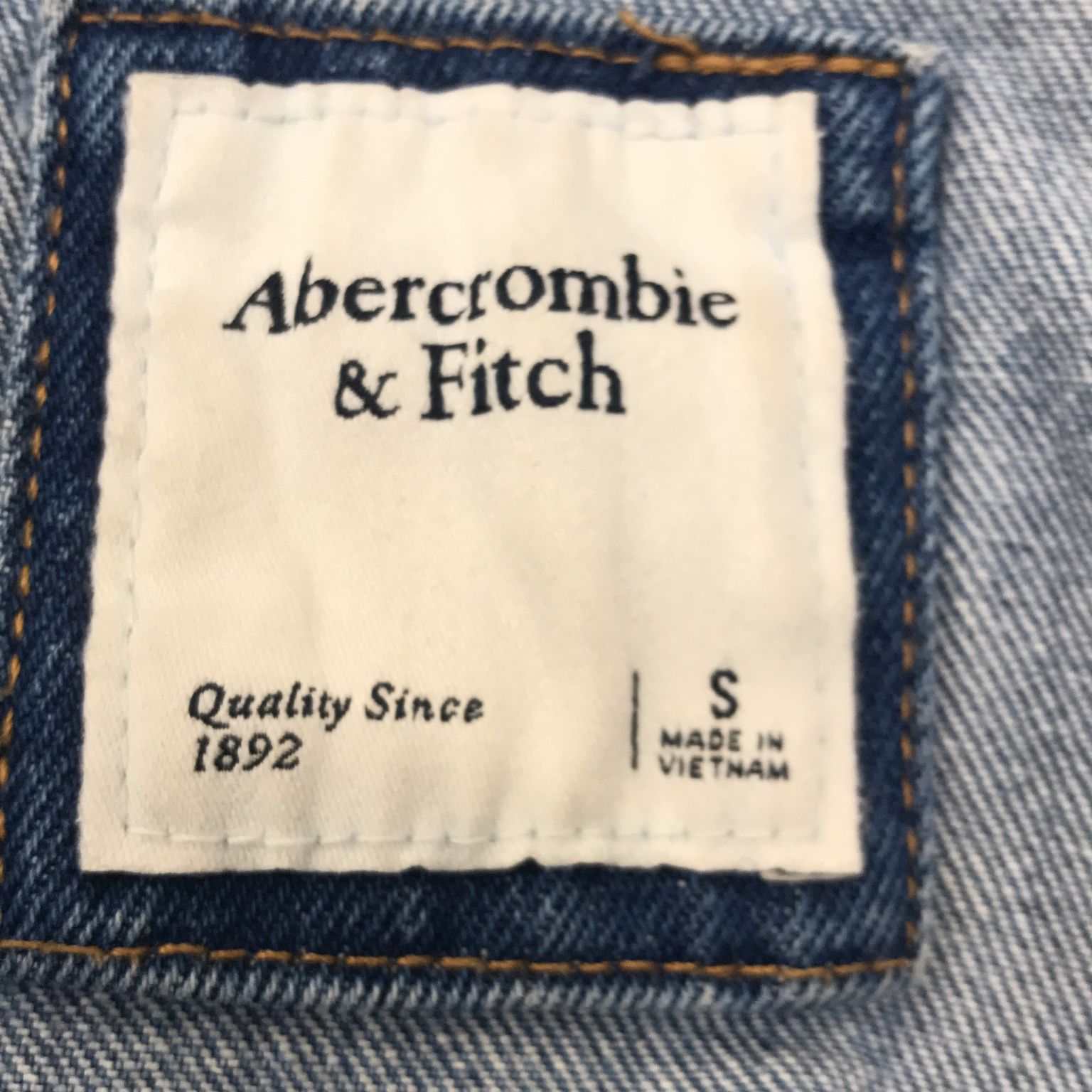 Abercrombie  Fitch