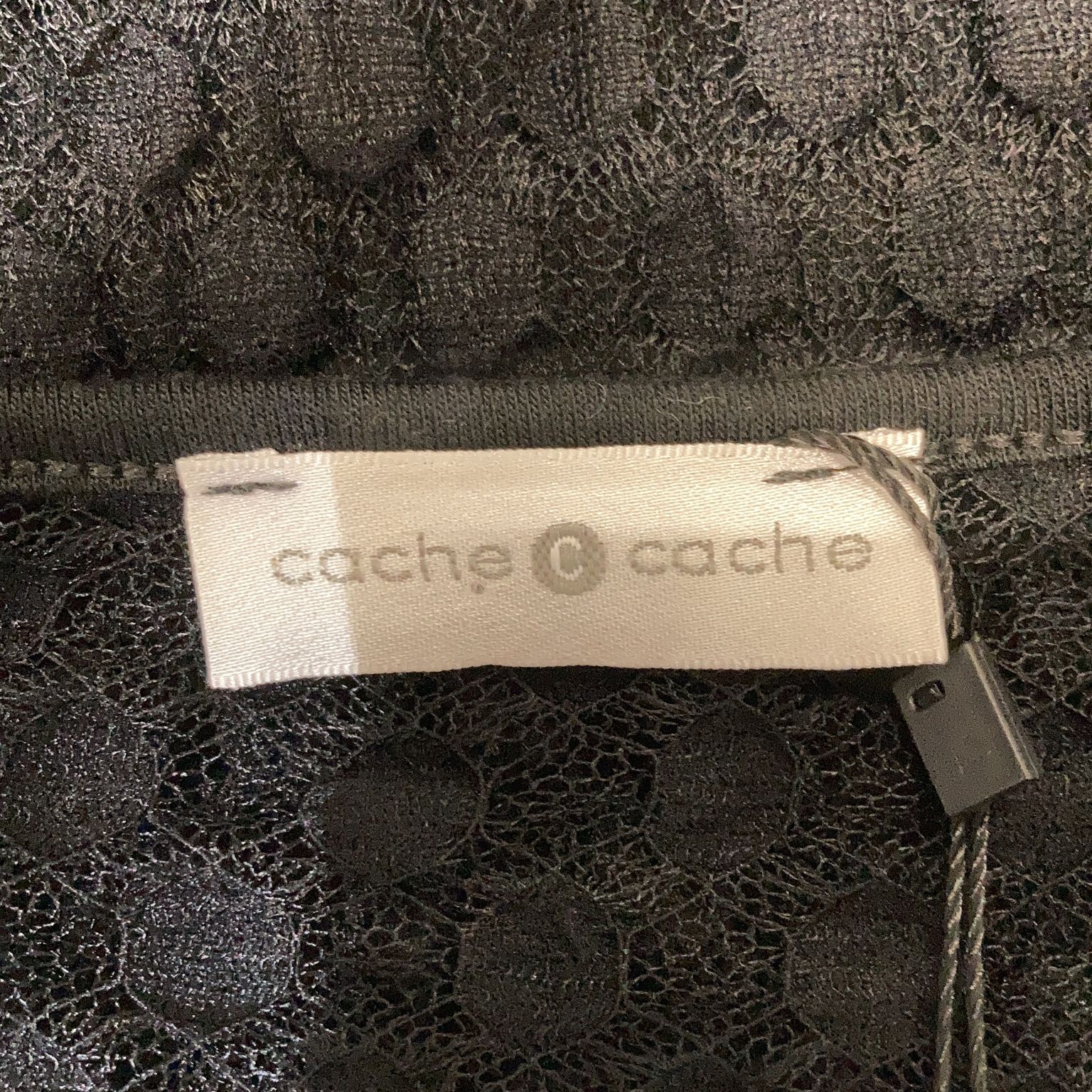 Cache Cache