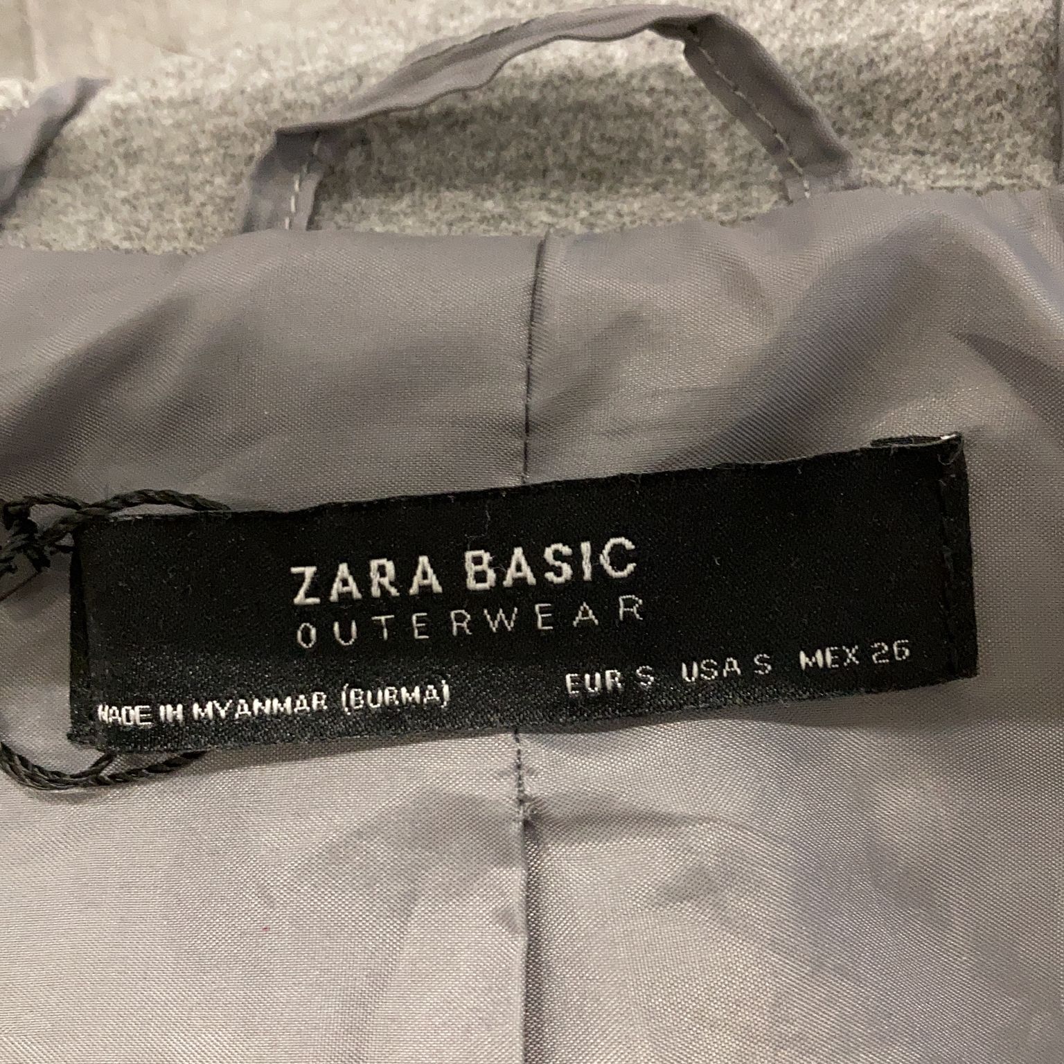 Zara Basic