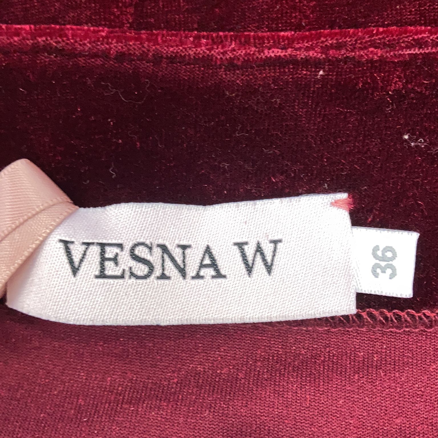 Vesna W