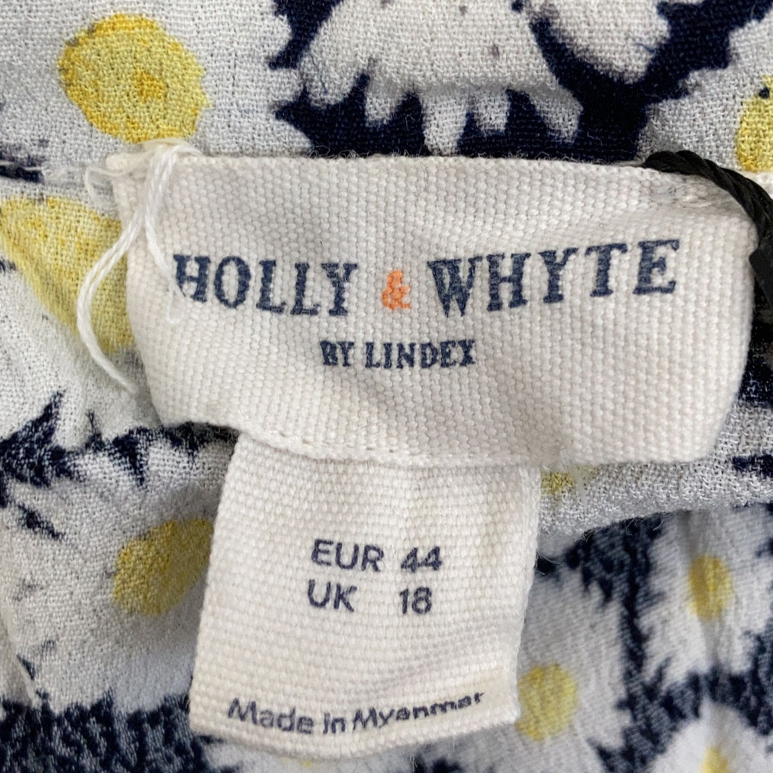 Holly  Whyte by Lindex