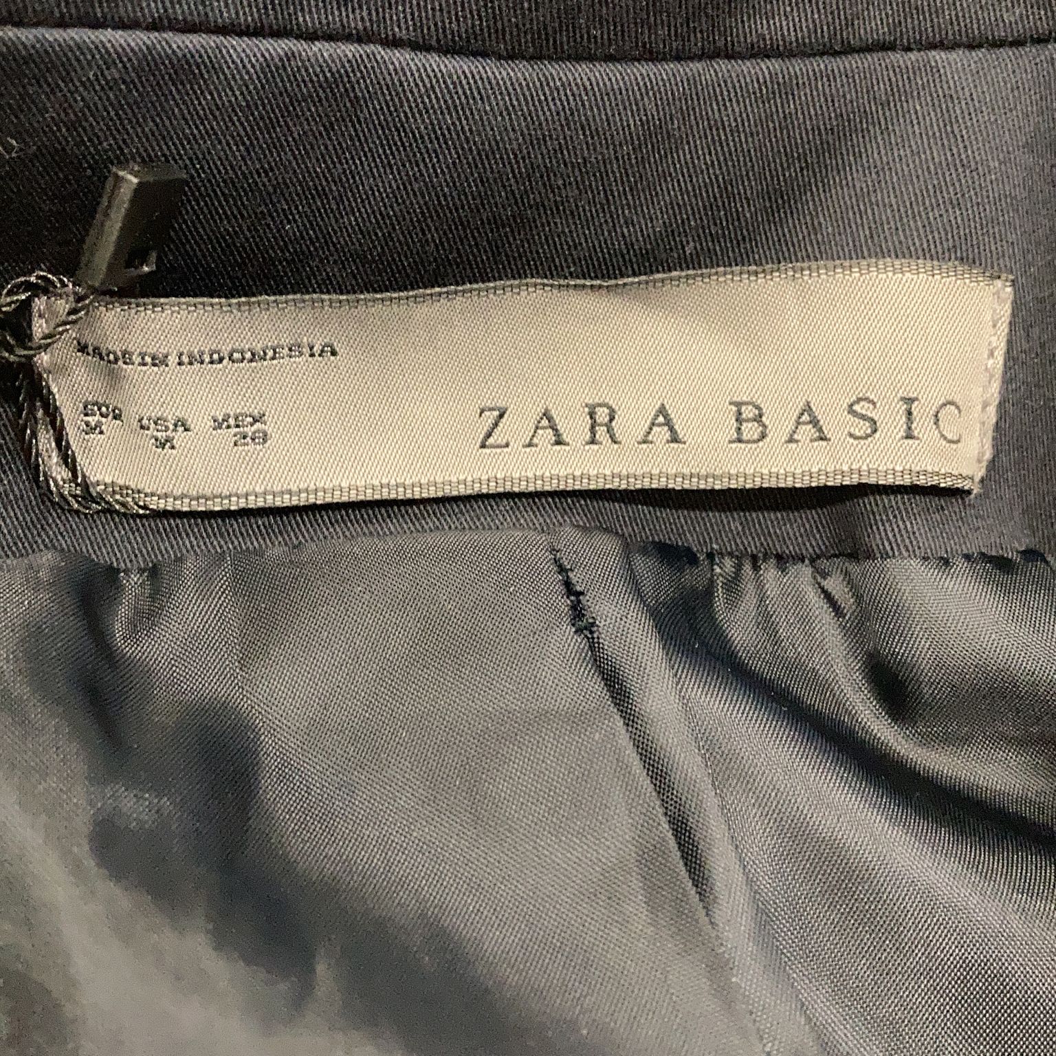 Zara Basic