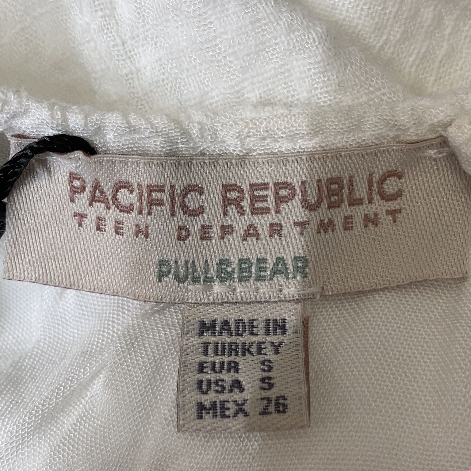 Pacific Republic Pull  Bear