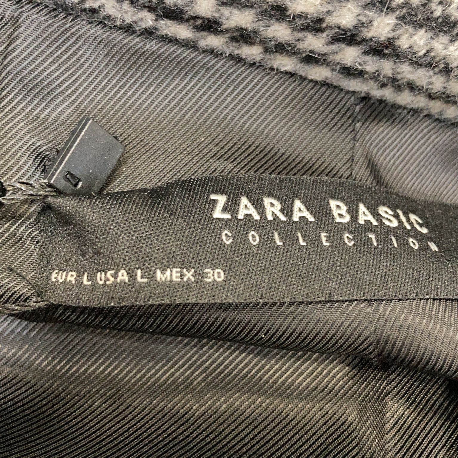 Zara Basic