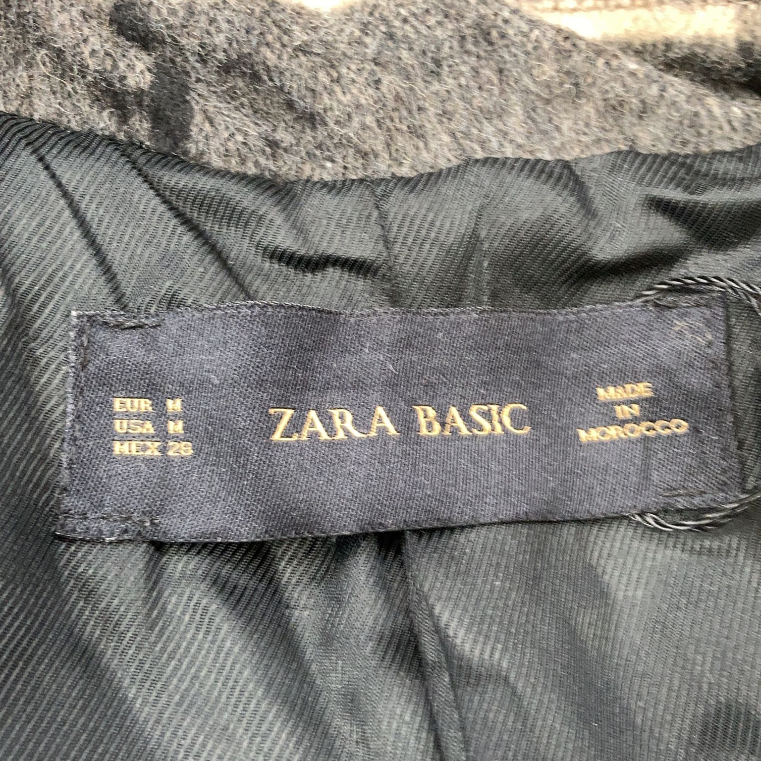 Zara Basic