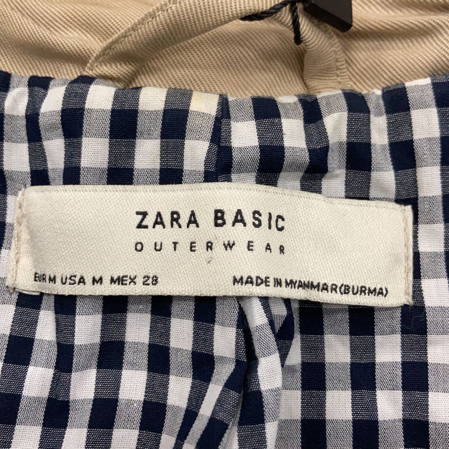 Zara Basic