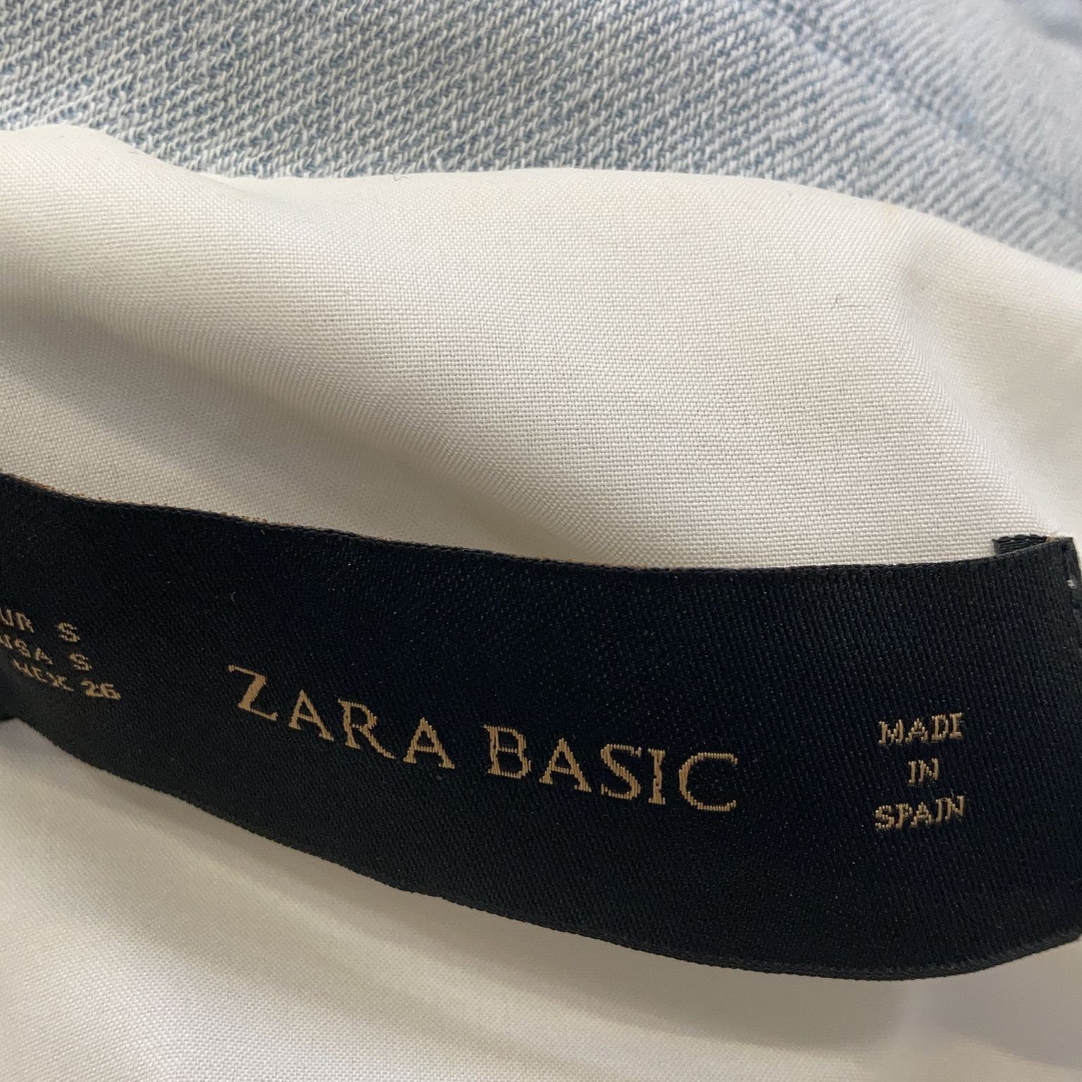 Zara Basic