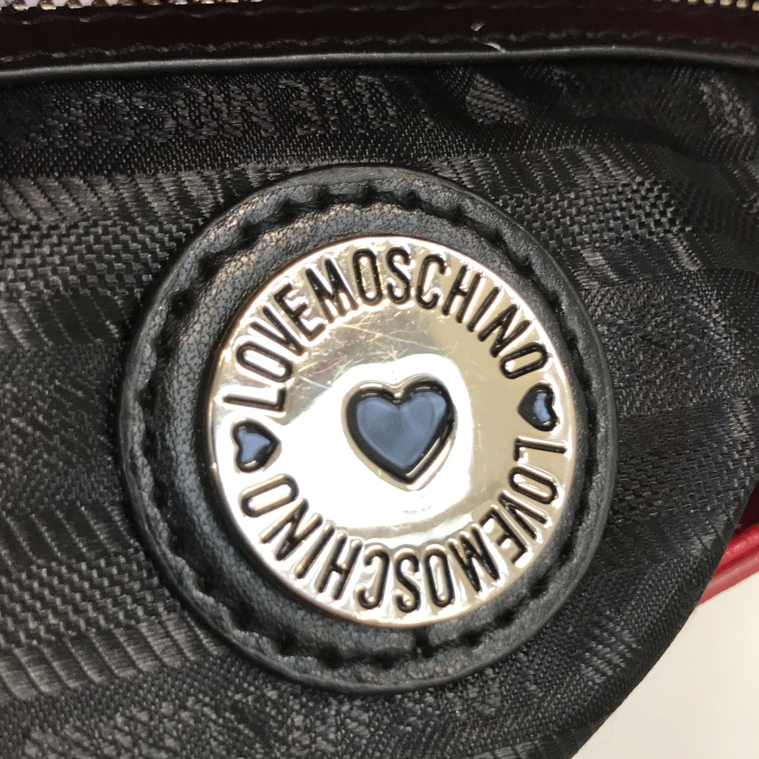 Love Moschino