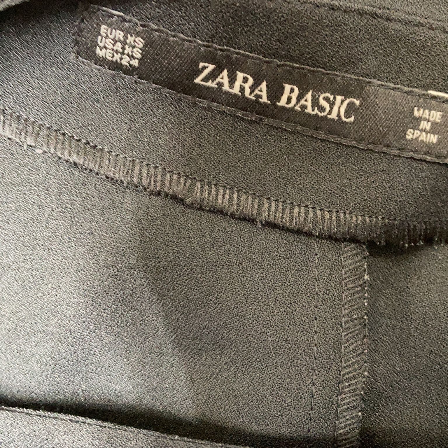 Zara Basic