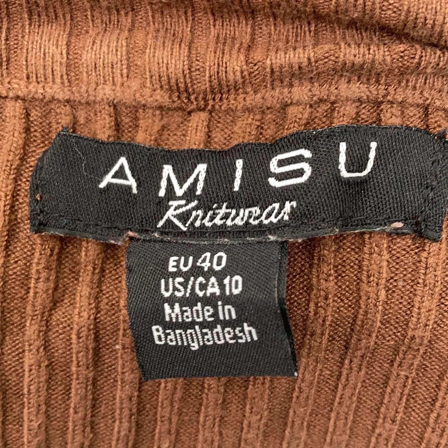 Amisu Knitwear