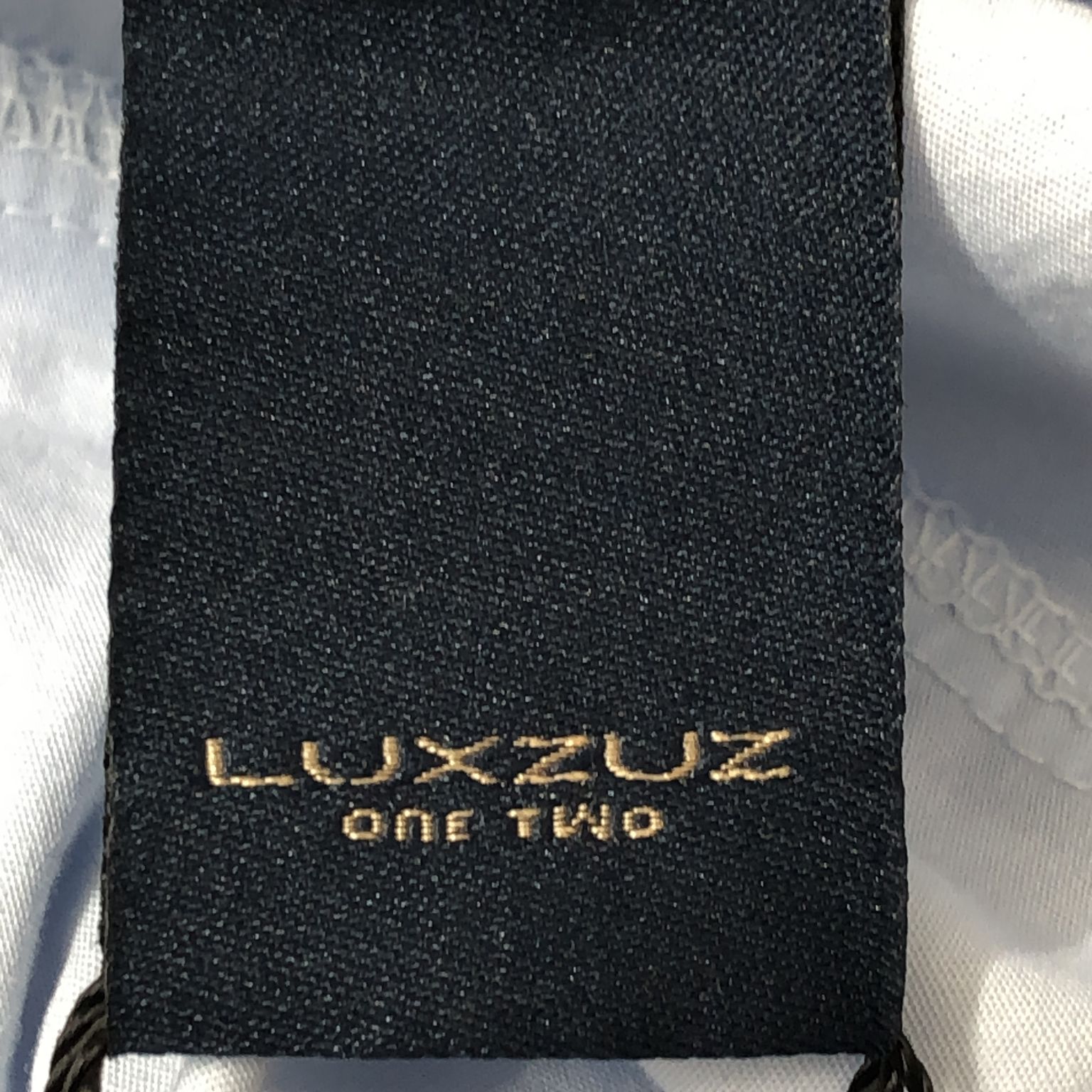 One Two  Luxzuz