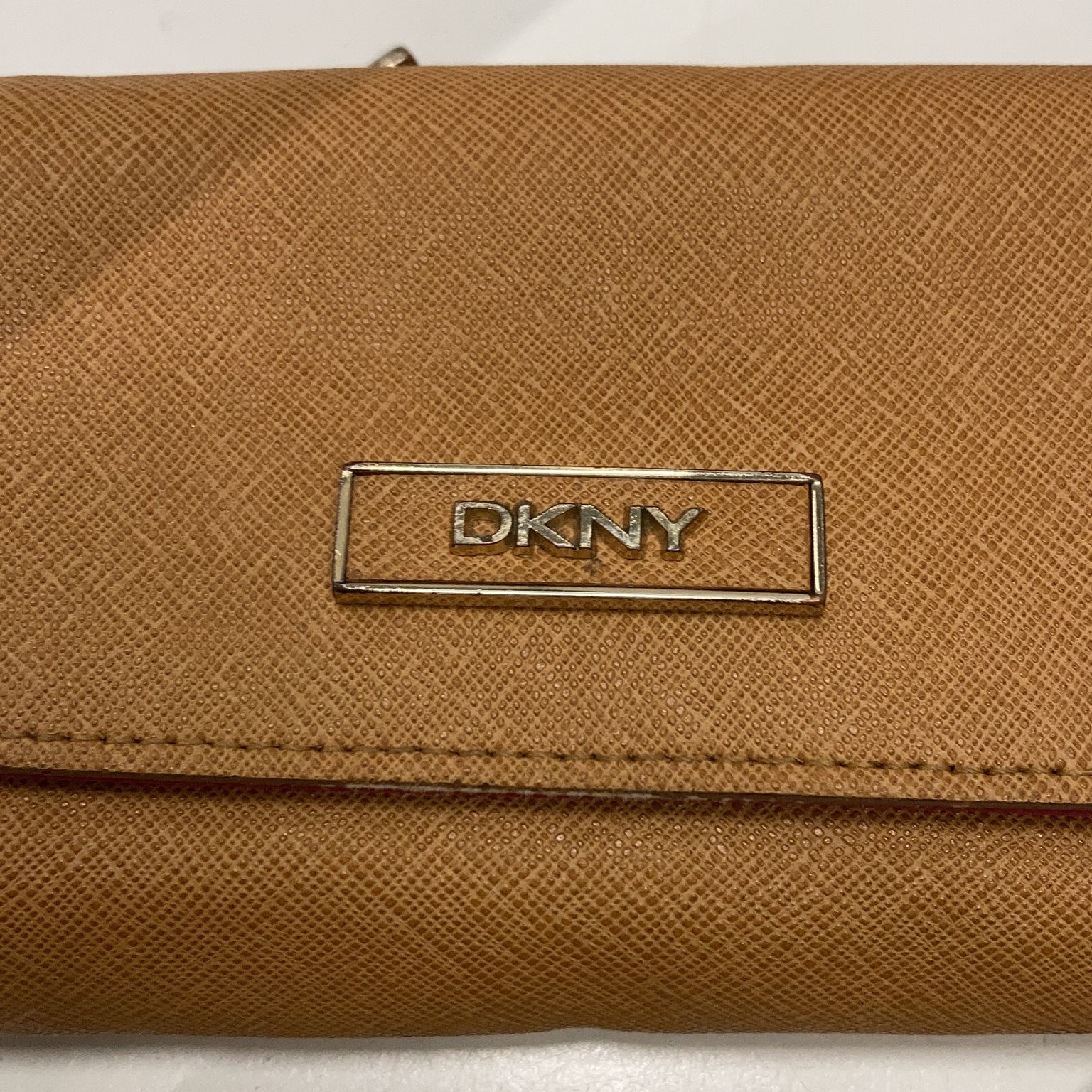 DKNY