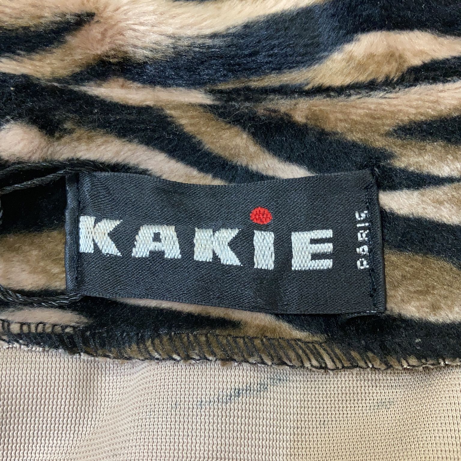 Kakie Paris