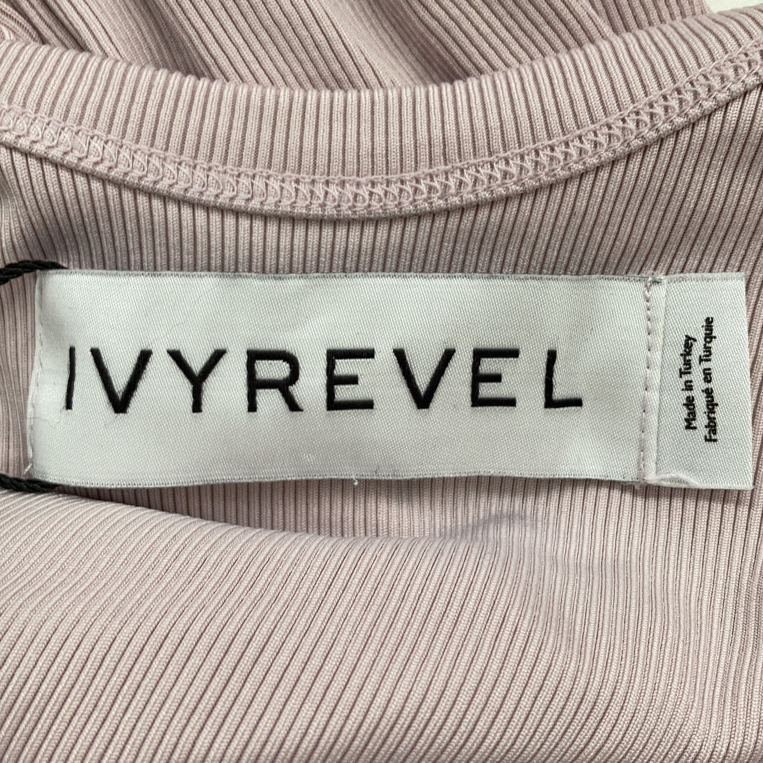 Ivyrevel