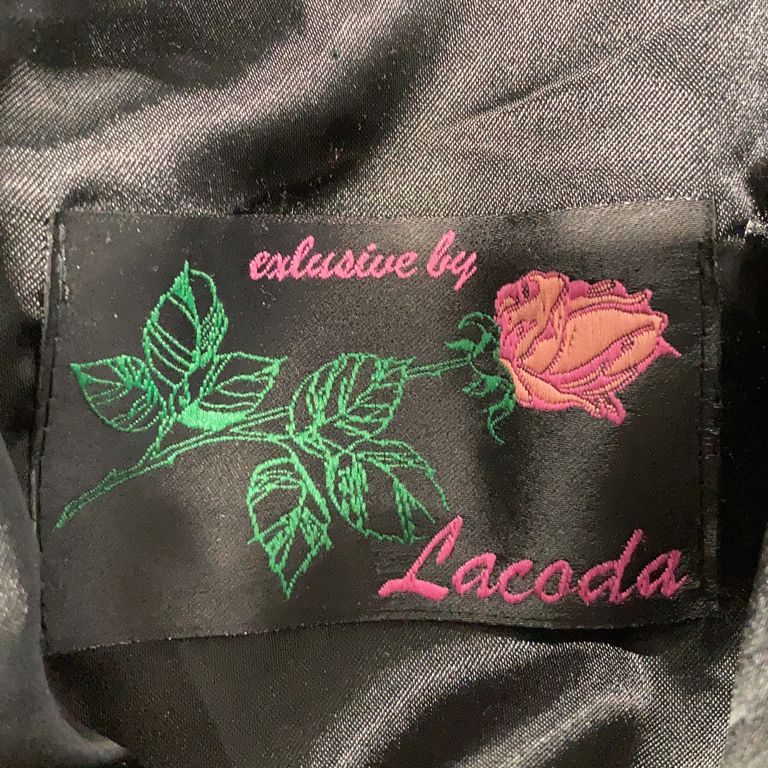 Exclusive by Lacoda