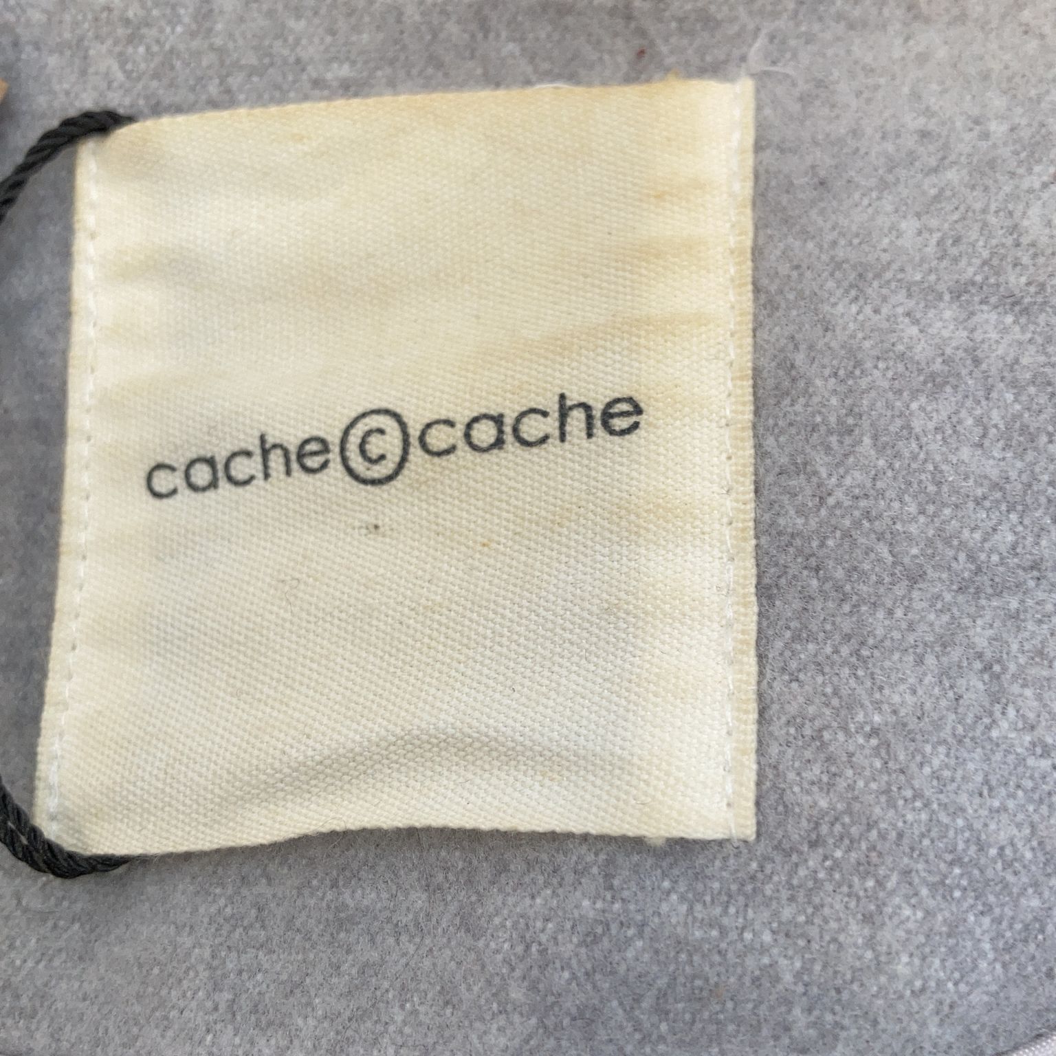 Cache Cache