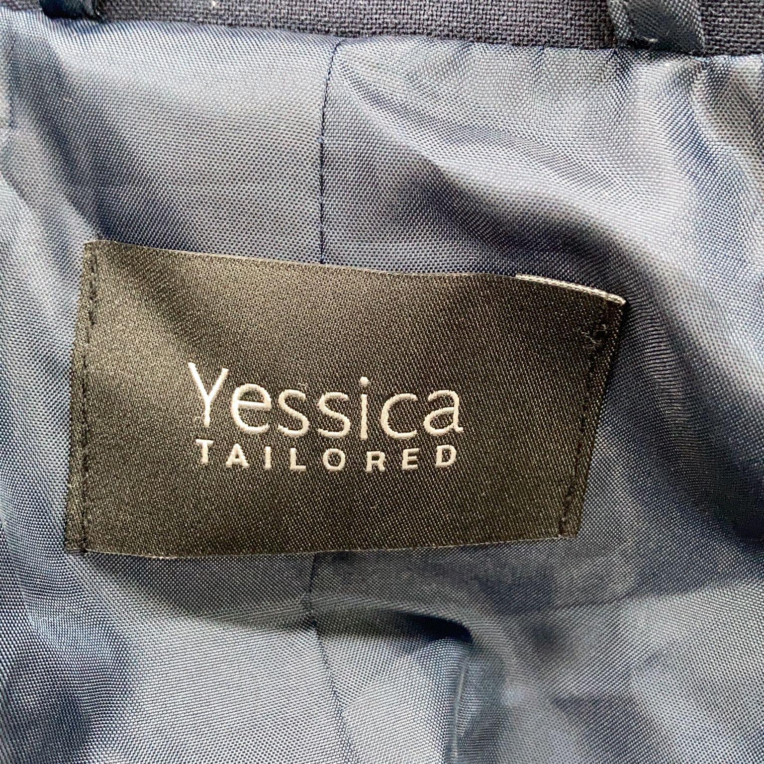 Yessica Tailored