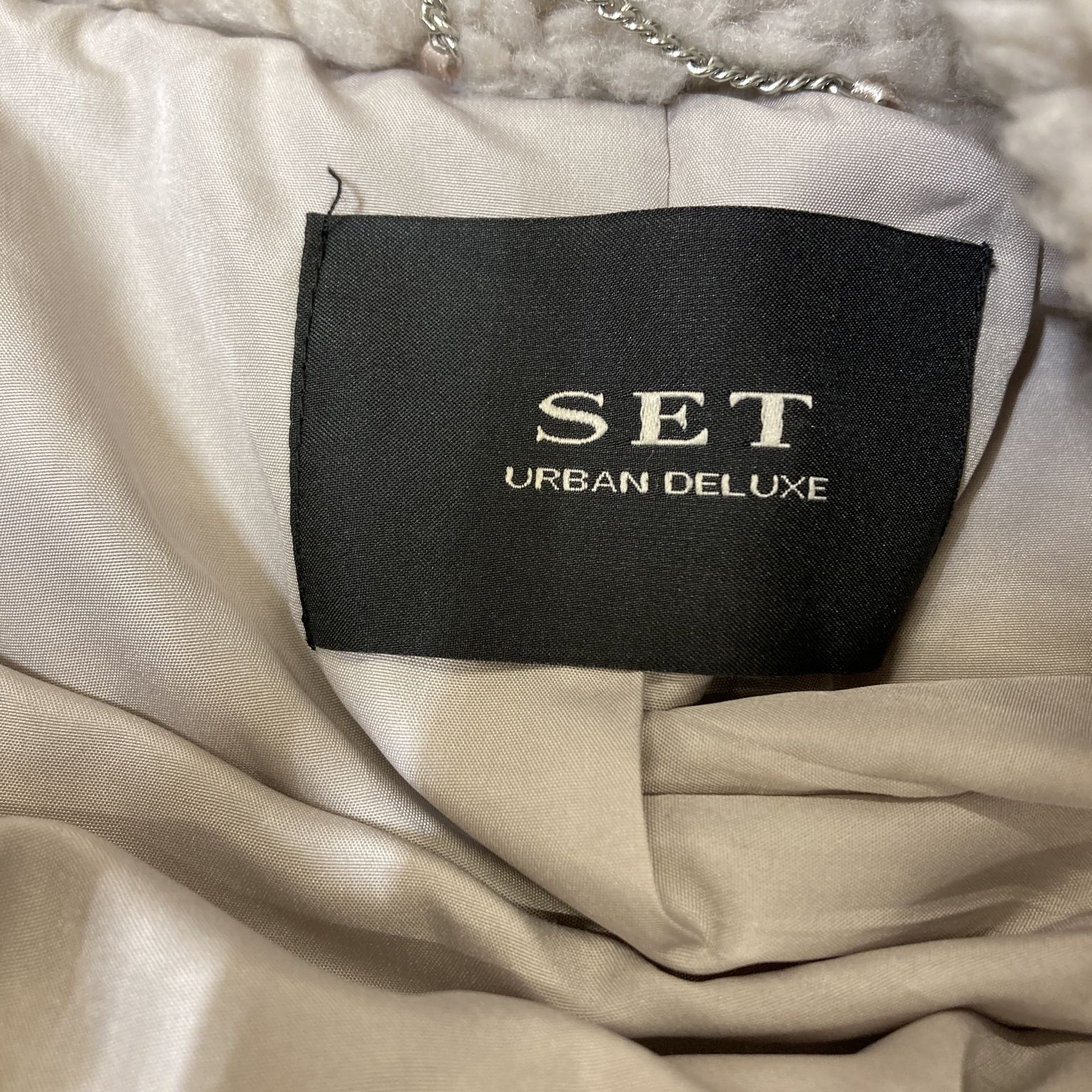 SET Urban Deluxe