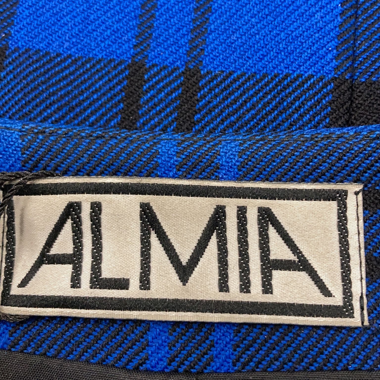 Almia