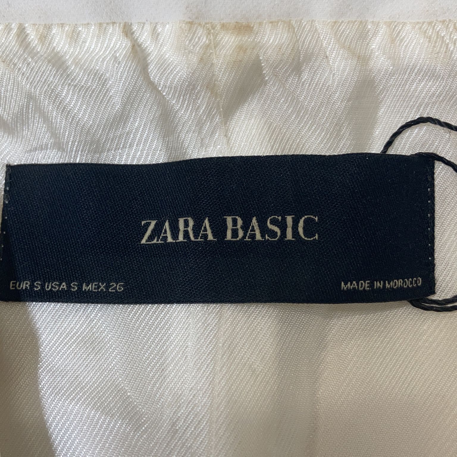 Zara Basic