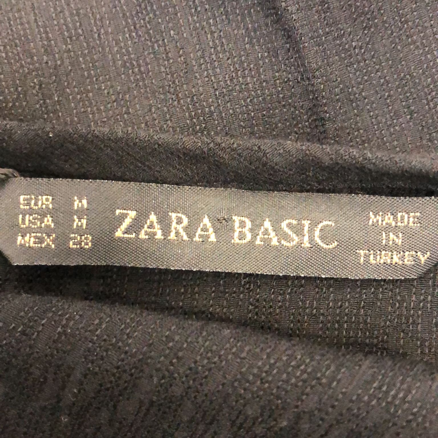 Zara Basic