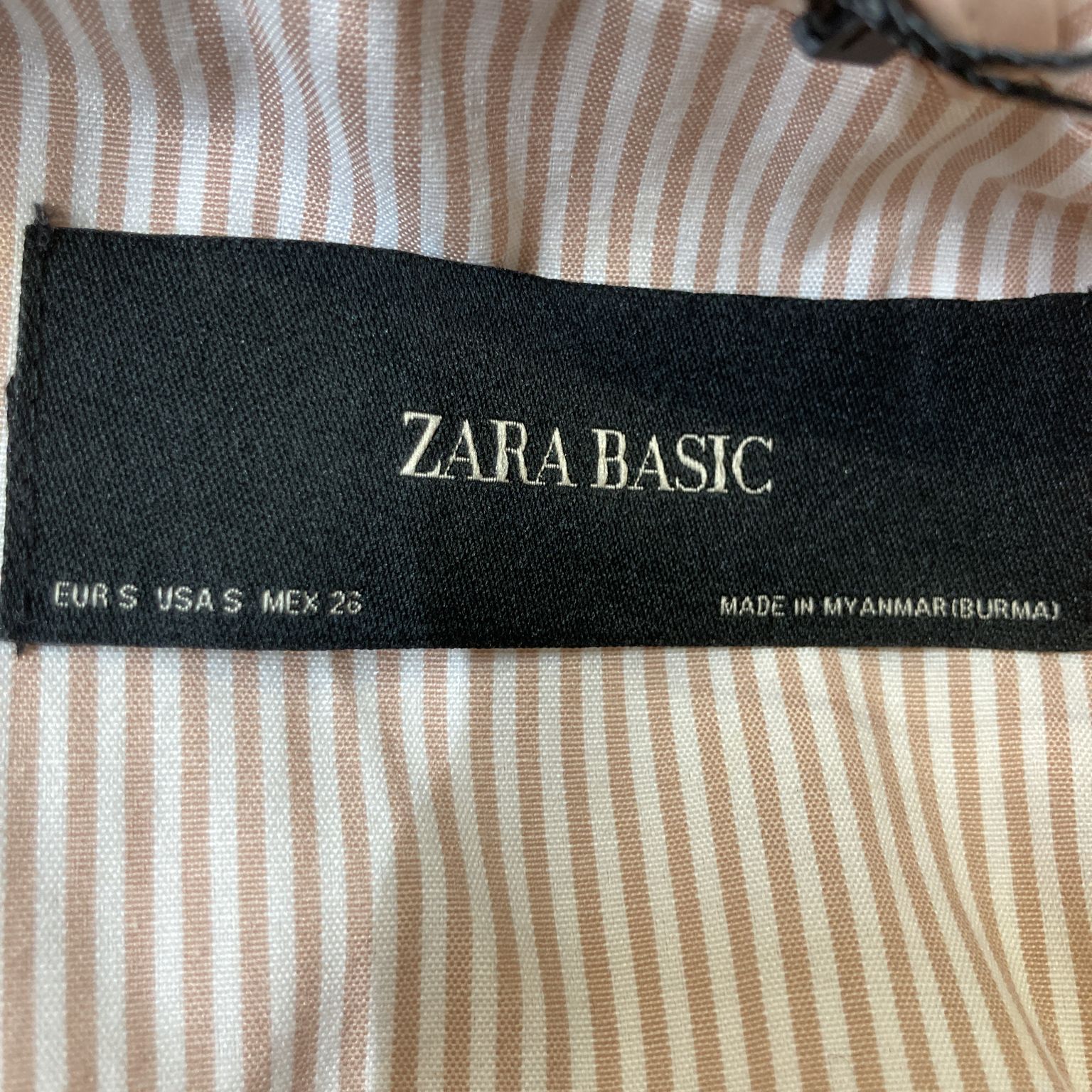 Zara Basic