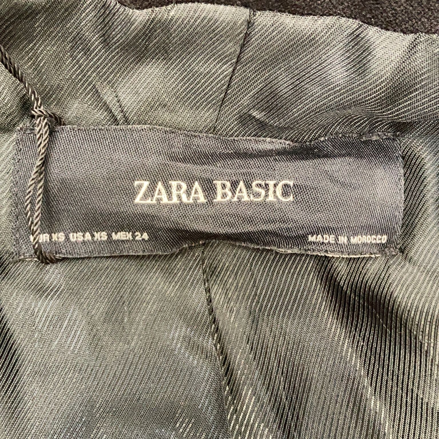 Zara Basic