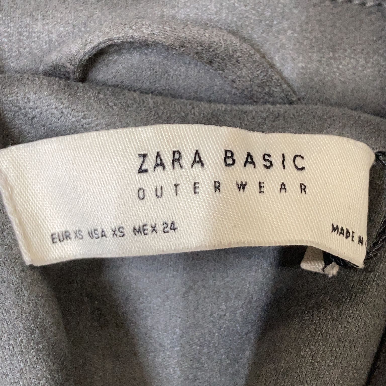 Zara Basic