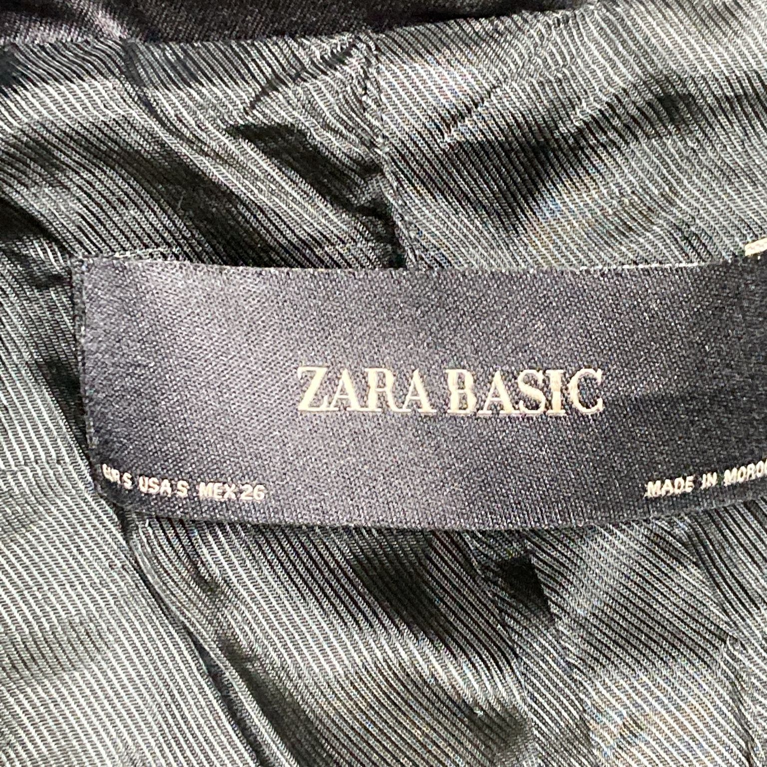 Zara Basic