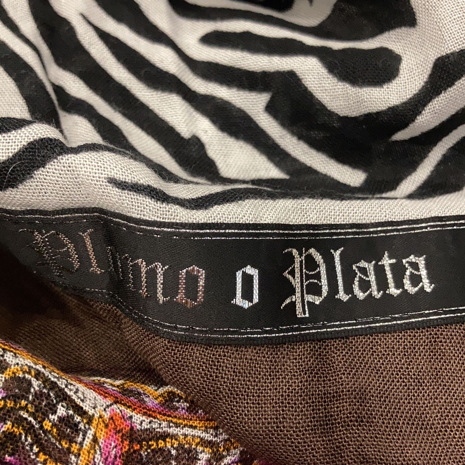 Plomo o Plata