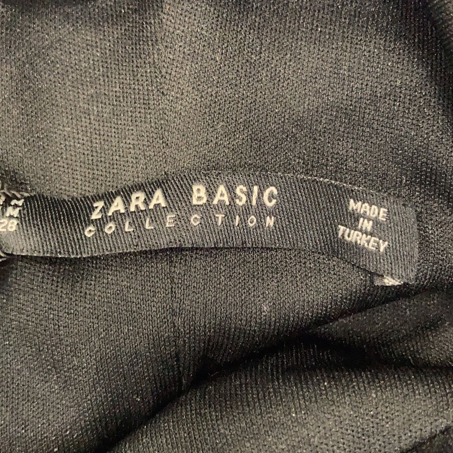 Zara Basic