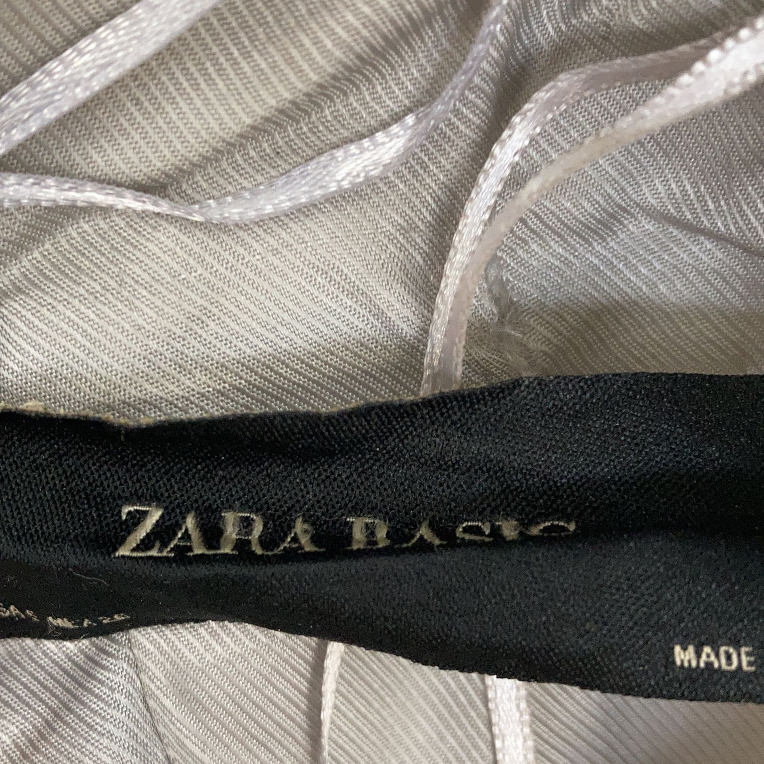 Zara Basic