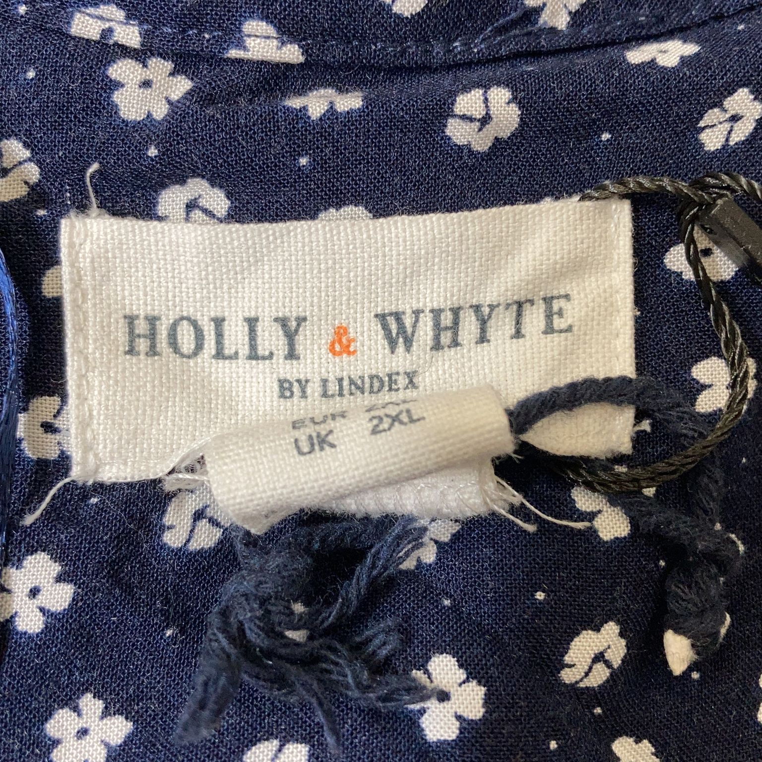 Holly  Whyte by Lindex