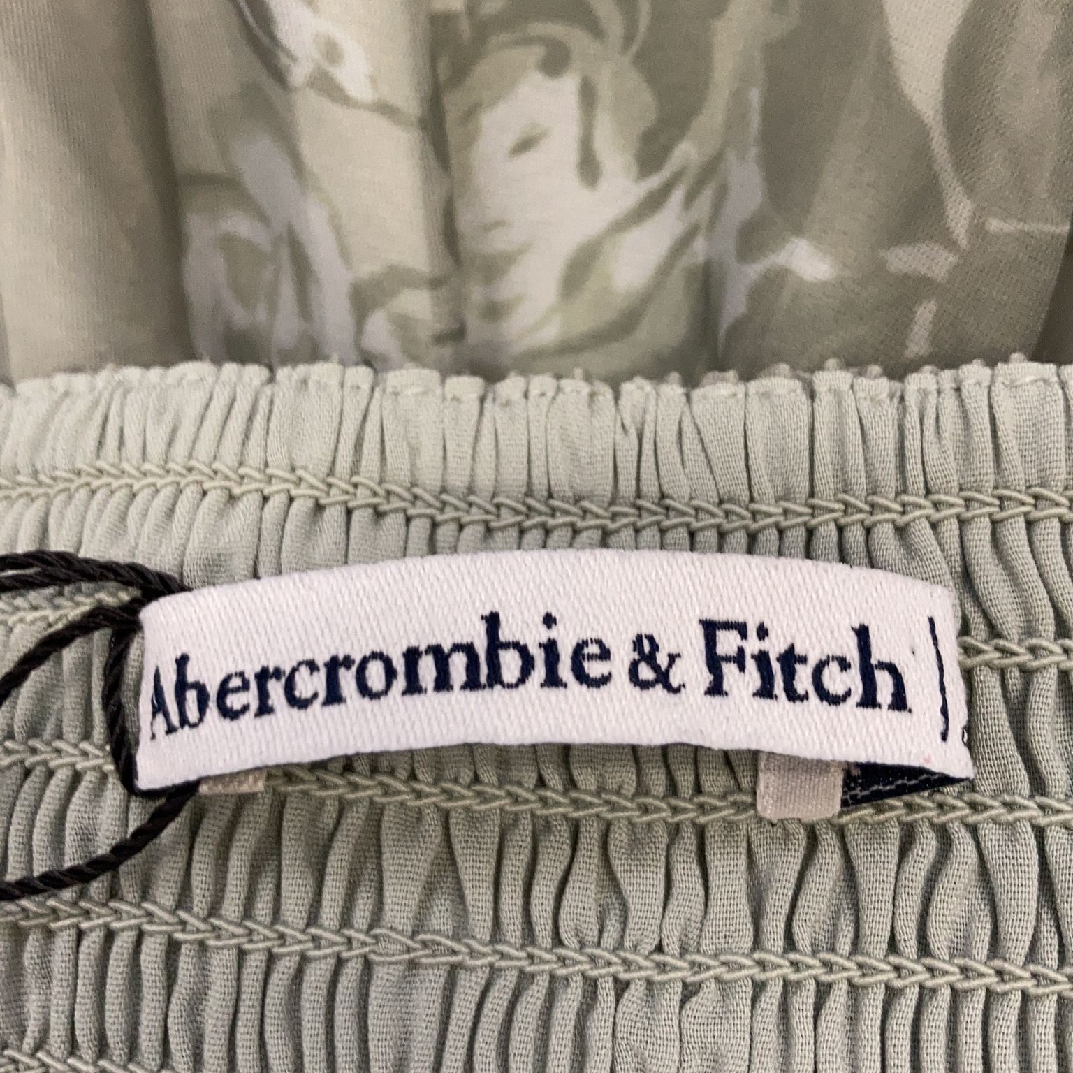 Abercrombie  Fitch