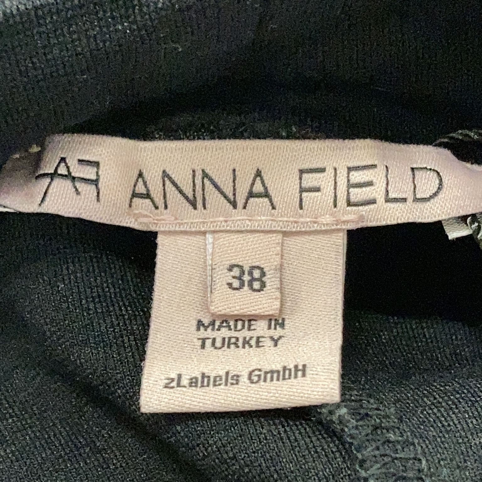 Anna Field