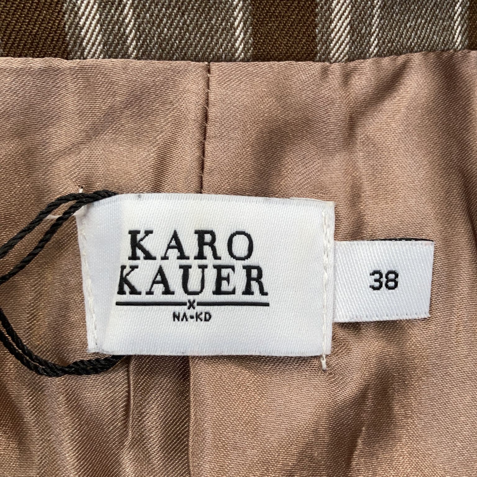 Karo Kauer x NA-KD