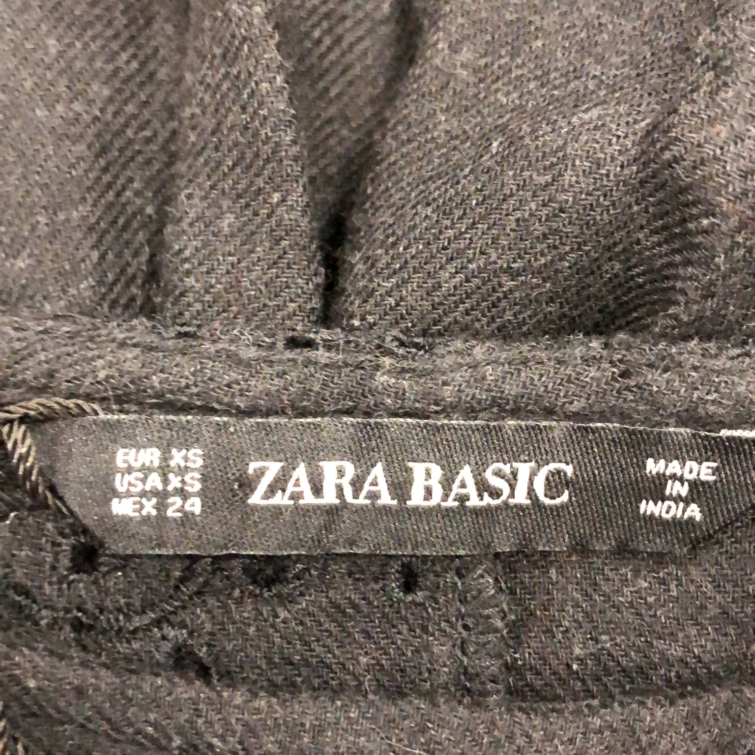 Zara Basic