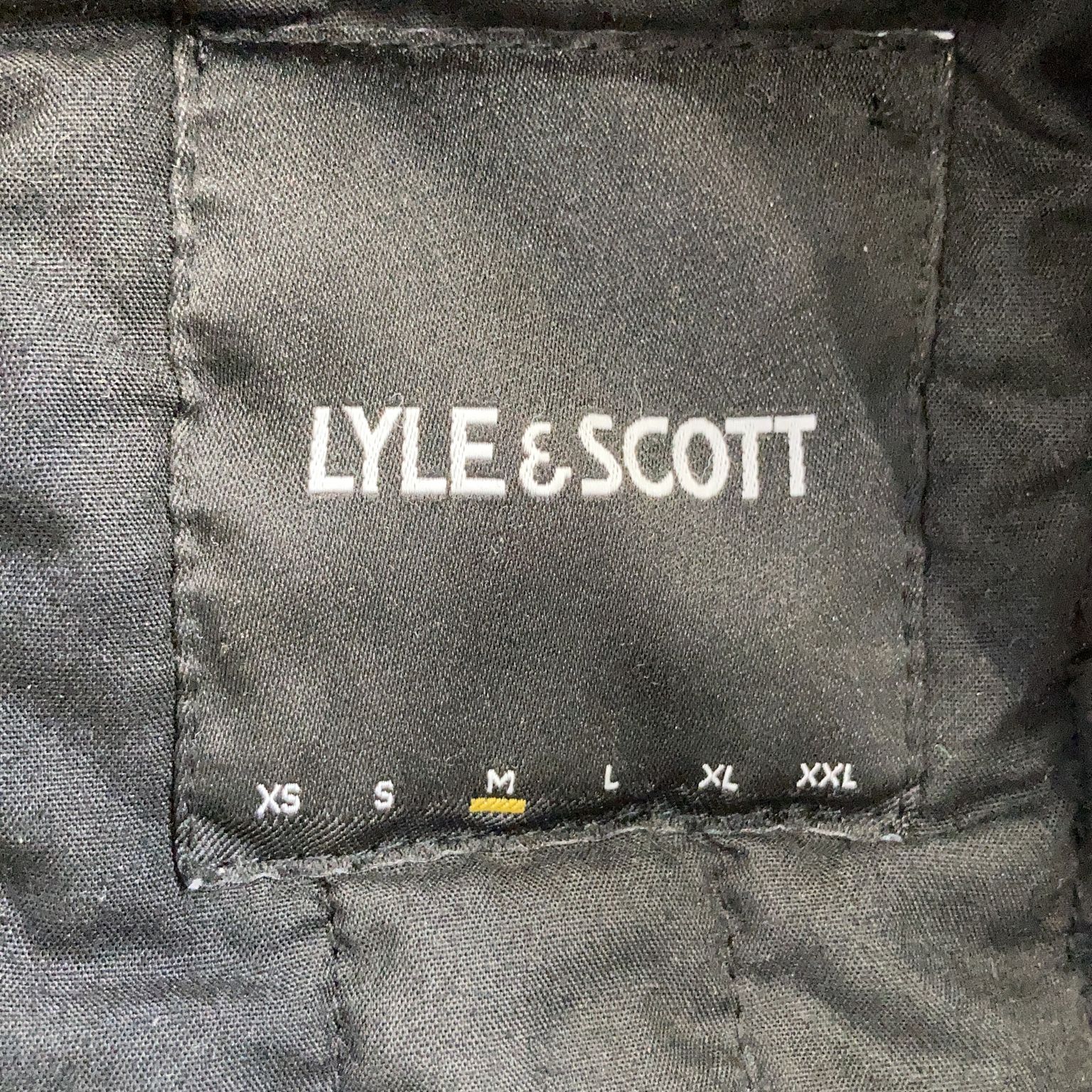 Lyle  Scott