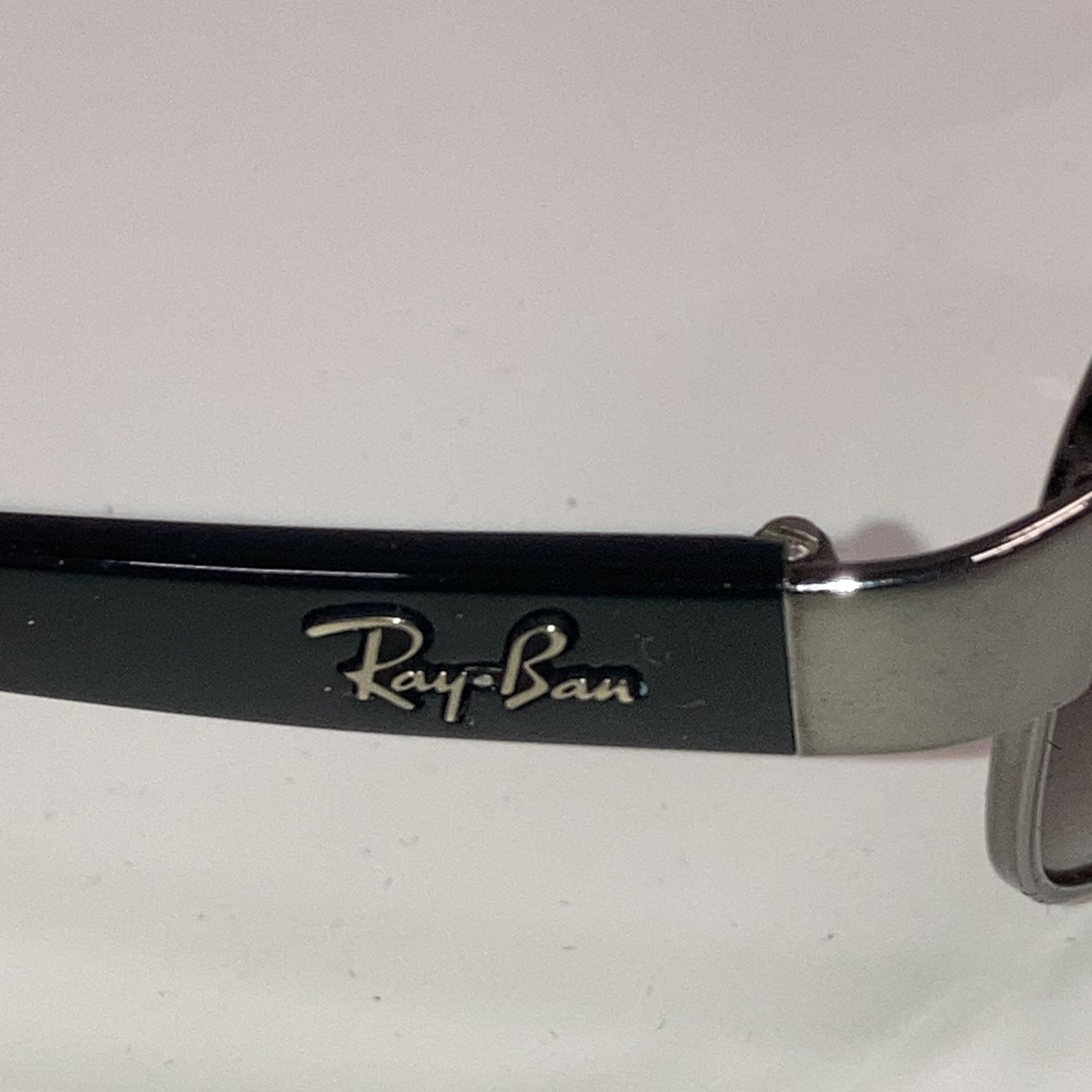 Ray-Ban