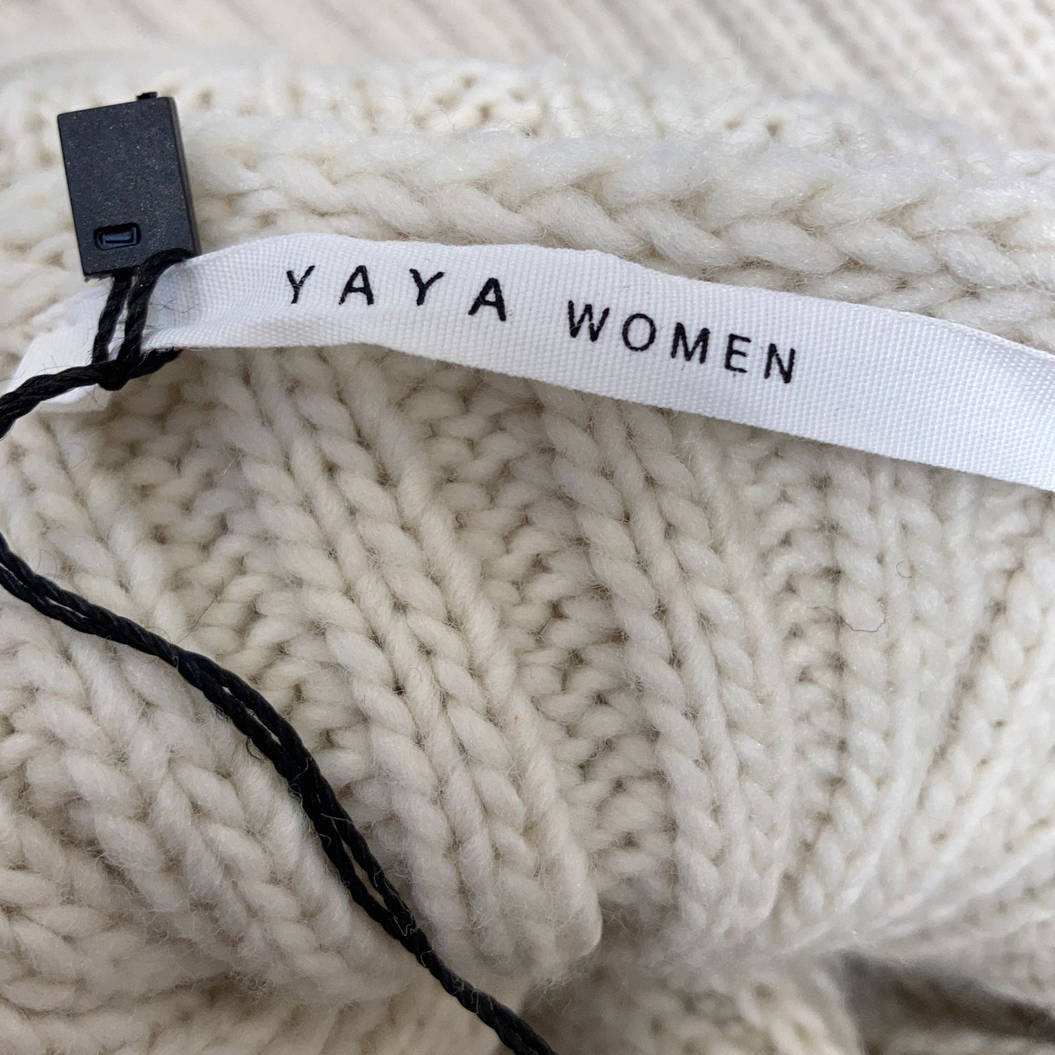 Yaya Women